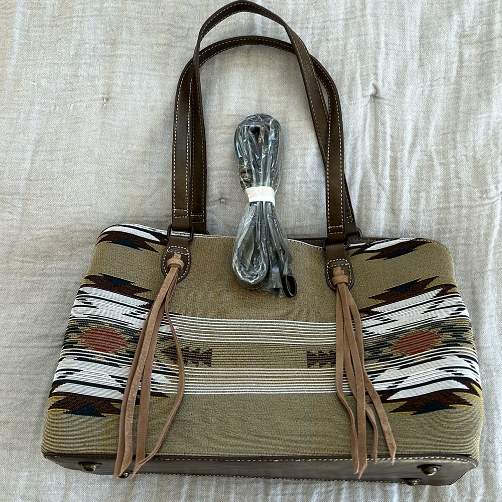 NWOT TONY LAMA WOMEN'S SATCHEL